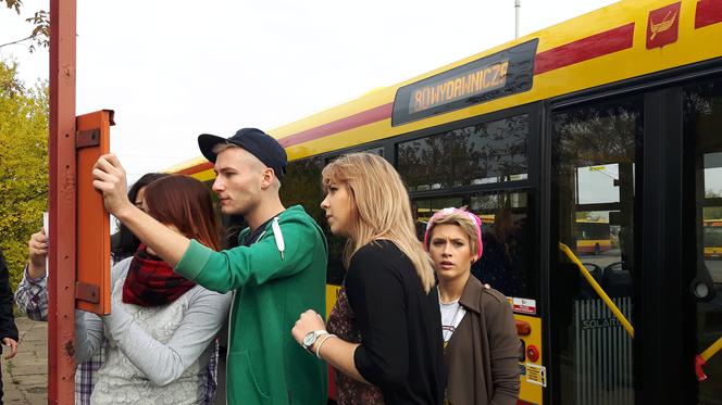 Autobus zagadek na urodziny zajezdni Nowe Sady
