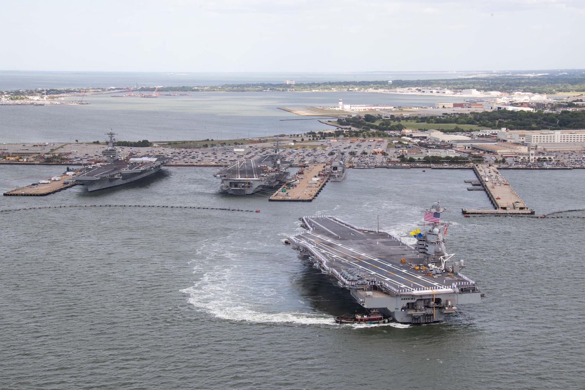 Lotniskowiec USS Gerald R. Ford