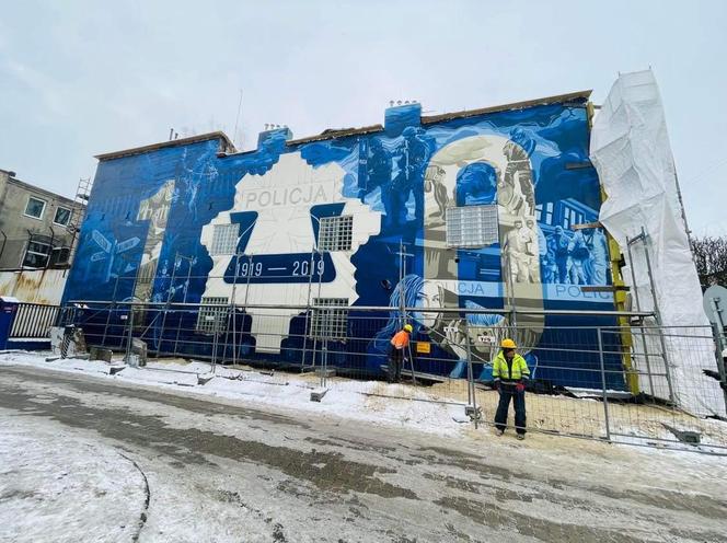 Na mural w Zgierzu wydano ponad 30 tysięcy. Teraz zostanie przykryty styropianem