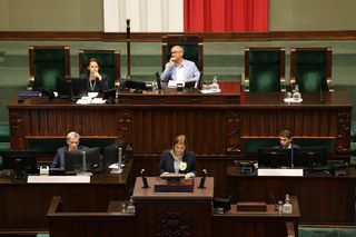 Korzystanie z urządzeń elektronicznych w szkołach - wystąpienie wiceminister w Sejmie