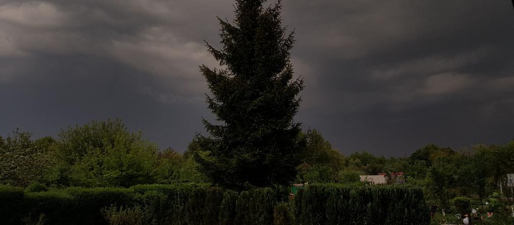 Burza, grad, ciemność... Nad Śląskiem i Zagłębiem pogodowy armagedon!