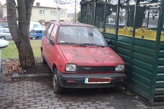 Seryjny podpalacz z Rybnika zatrzymany. Jednej nocy podpalił śmietniki i kilka samochodów