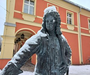 Leszno wygląda bajkowo! Na walentynki sypnęło śniegiem