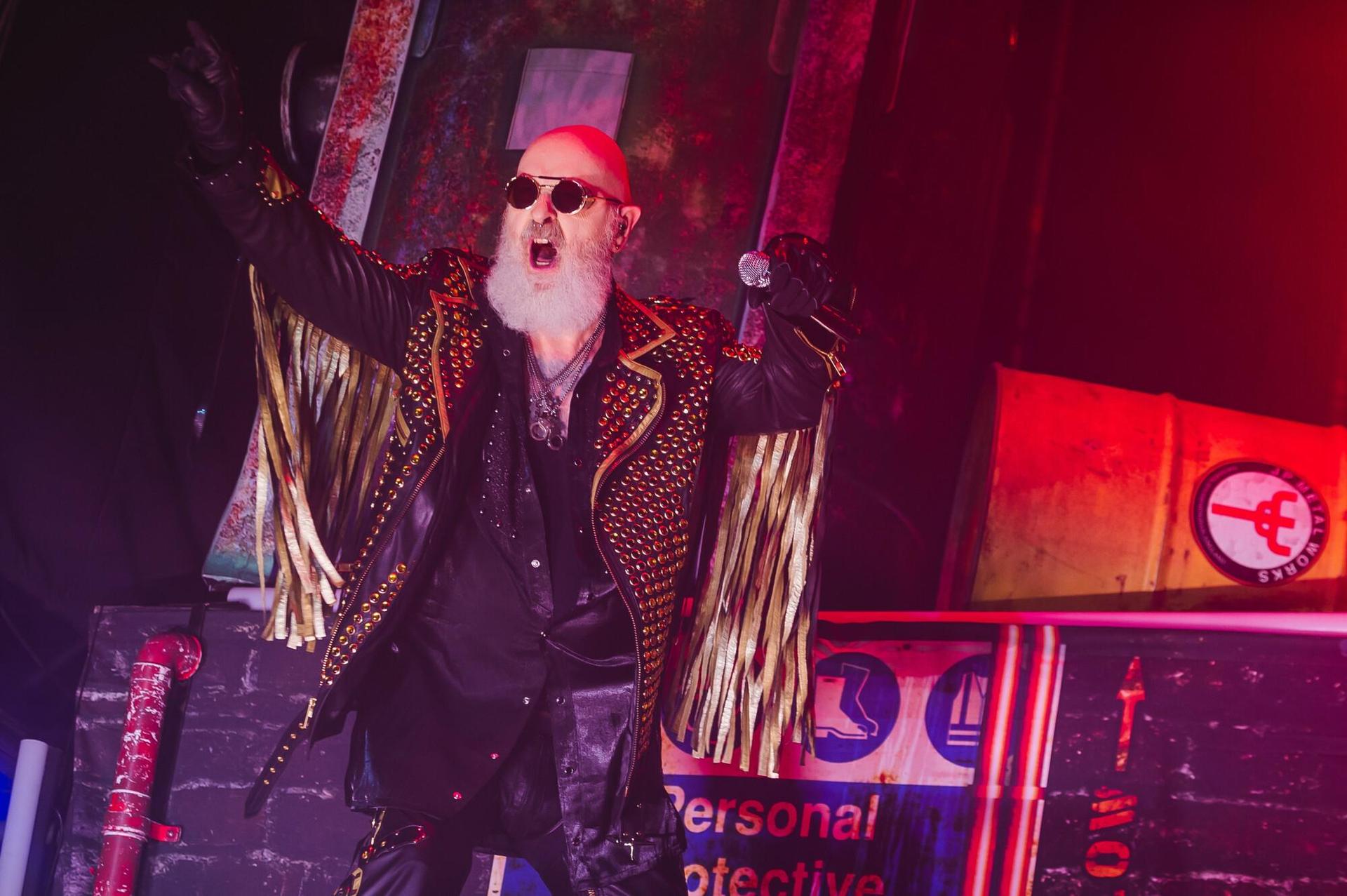 Rob Halford śpiewał w tym zespole po odejściu z Judas Priest. Czy grupa ...