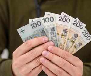 1300 zł od państwa bez warunków! Bezwarunkowy dochód podstawowy w Polsce 