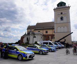 Święto Policji 2024. Uroczystości na placu Zamkowym w Warszawie