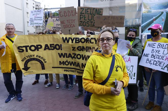 Oni nie chcą Wielkiej Obwodnicy Warszawy. Protest pod GDDKiA