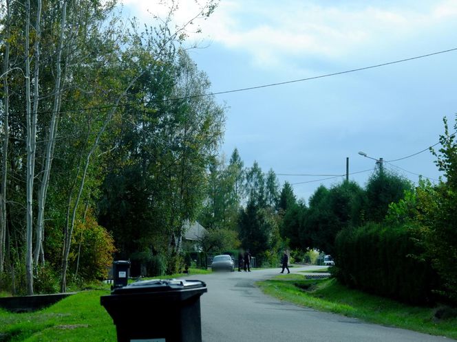 "Są przerażeni". W rodzinnej miejscowości Bartłomiej Blacha roi się od policjantów. 34-latek nadal na wolności