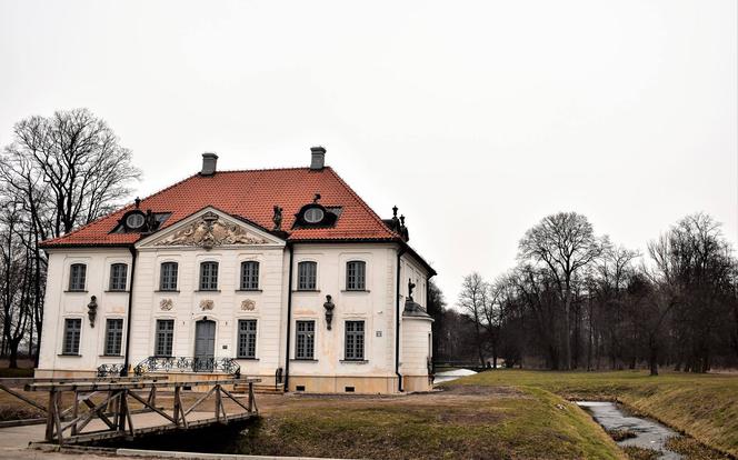 Choroszcz. Letnia rezydencja Jana Klemensa Branickiego na świetnych zdjęciach naszej Internautki [ZDJĘCIA]