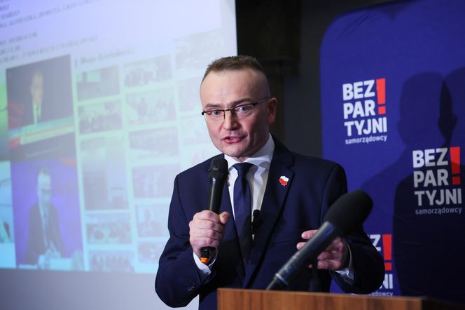 Marek Woch na konwencji Ogólnopolskiej Federacji "Bezpartyjni i Samorządowcy"