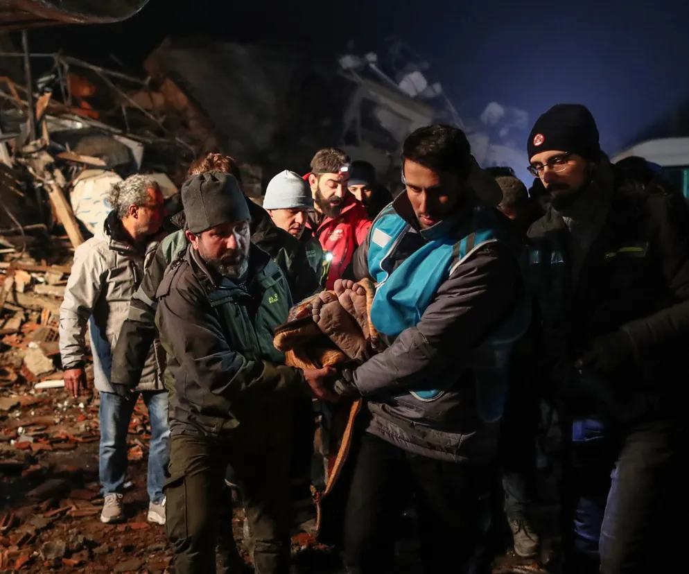 Tragiczny bilans trzęsienia ziemi w Turcji i Syrii. Zginęło ponad 8,7 tys. osób