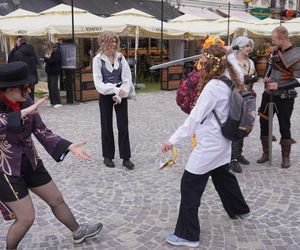 Rzeszowskie Juwenalia rozpoczęte. Barwny korowód przeszedł przez miasto 