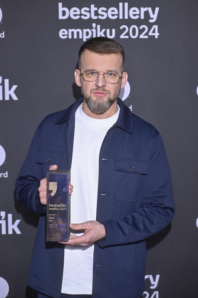 KęKę w żałobie. Jego słowa o mamie łamią serca fanów