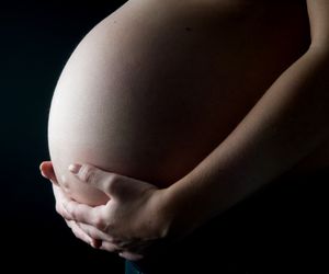 Urodzić martwe dziecko: jak przebiega poród martwego płodu?