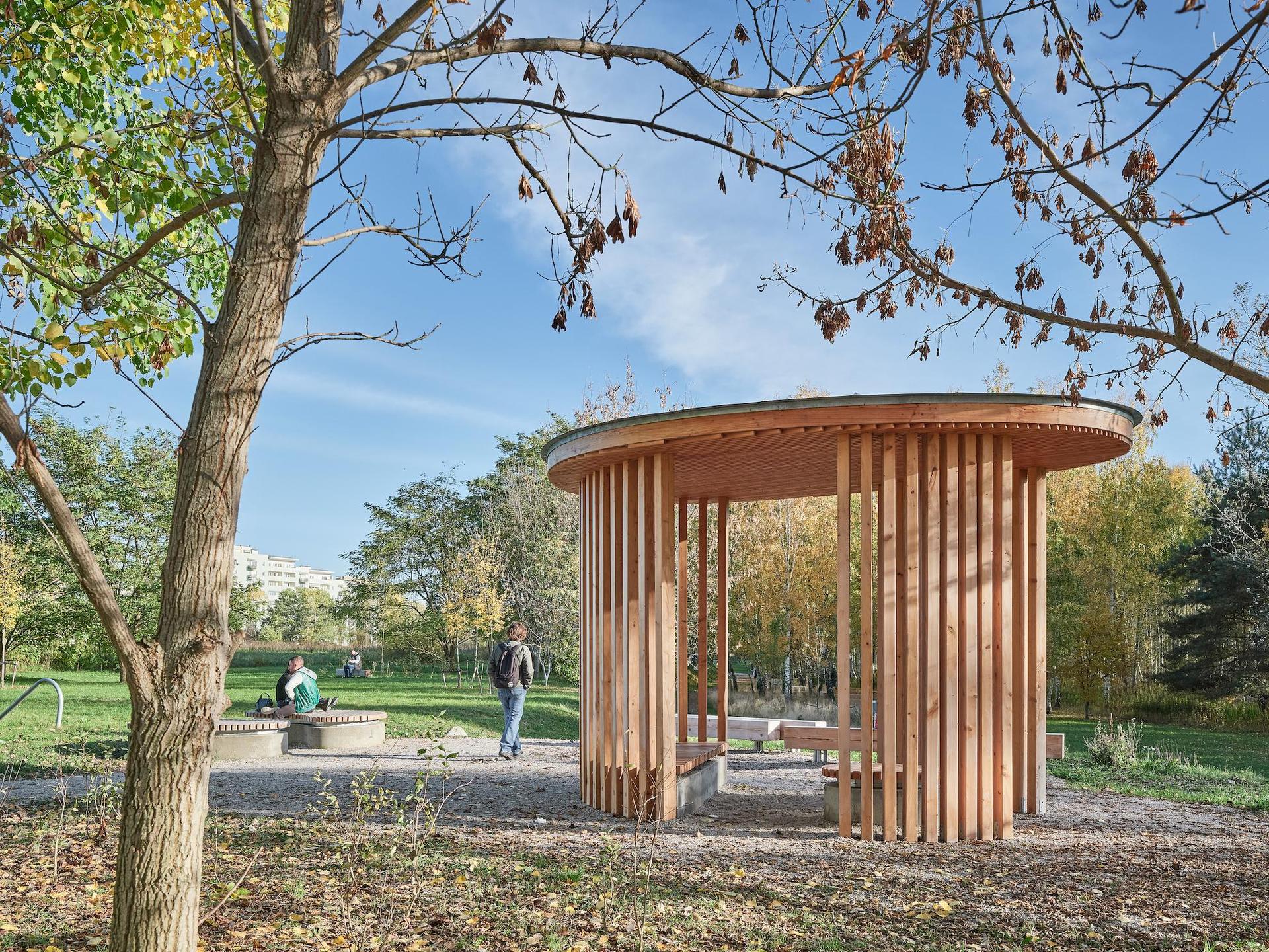 eM4. Pracownia Architektury. Brataniec - Modernizacja parku Cichociemnych Spadochroniarzy AK