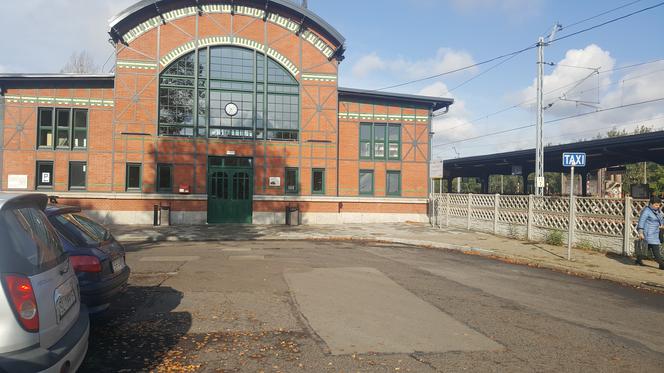 "Stacja Biblioteka” na dworcu w Rudzie Śląskiej - Chebziu oficjalnie otwarta [WIDEO, ZDJĘCIA]