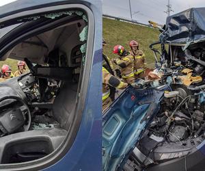 Citroen wbił się w tira. Ranny 28-latek i 5-latka