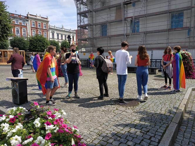 pikieta LGBT Leszno