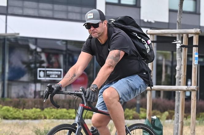 Tomasz Karolak zasuwa, by wygrać 200 tysięcy