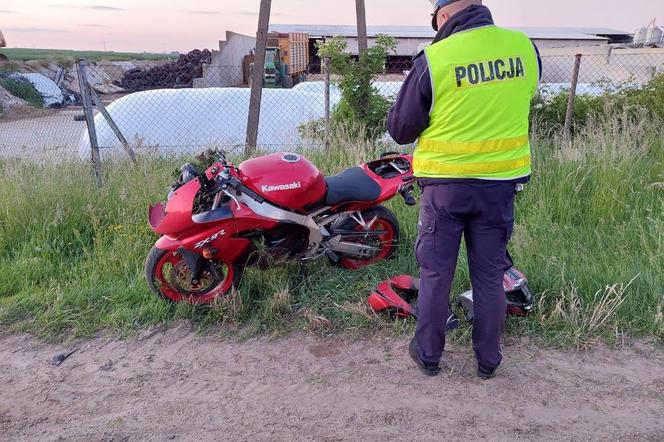 Nierozważny motocyklista pod Śremem! Pokazał jak nie należy korzystać z motocykla