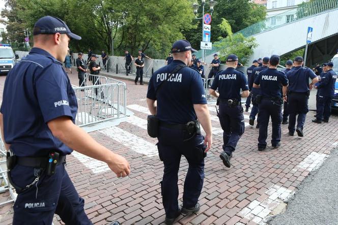 Wybudują bramę za prawie milion bo boją się protestów