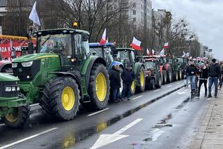Ponad 100 ciągników jedzie do Warszawy. Rolnicy sparaliżują stolicę