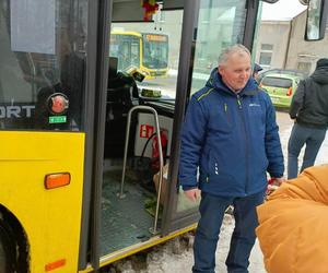 Pan Mirek odszedł na emeryturę. Kierowcę PKM Świerklaniec hucznie pożegnano