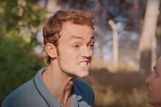 Naciye przypadkiem zabija Alpera, a Seda zakrada się do domu Gonul, by pozbyć się Zeynep.