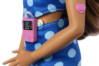 Barbie z misją. Nowa lalka Mattel ma przełamać tabu na temat częstej choroby