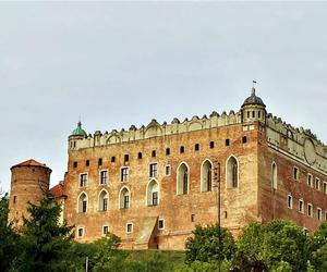 Zamek widziany z miasta od strony dawnego mostu granicznego na Drwęcy