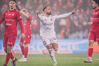 Raków wydarł zwycięstwo w ostatniej chwili! Kolejna porażka Śląska, GieKSa ograła Lechię. Ekstraklasa sobota 30.11 WYNIKI