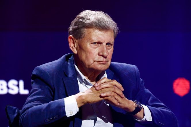 AI wybrała 5 najlepszych polityków w Polsce ostatnich 30 lat!