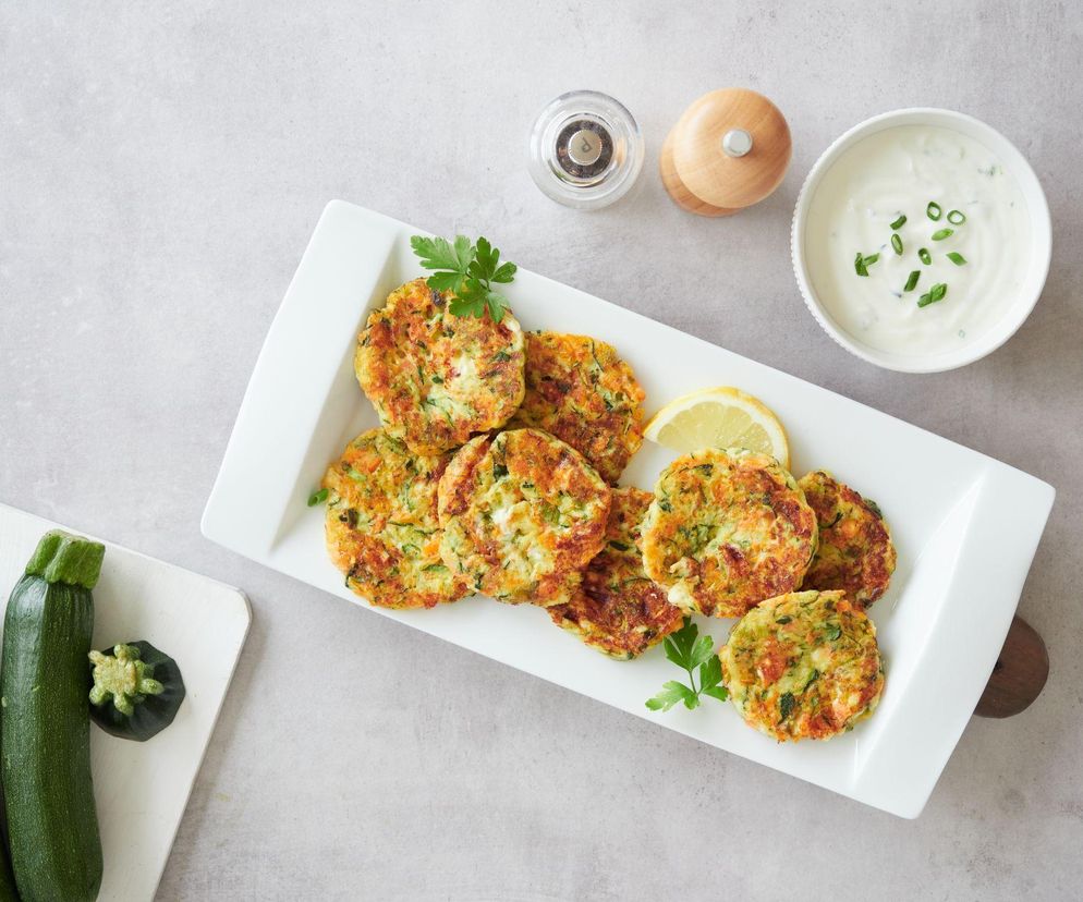 Chrupiące placki warzywne – cukinia i marchewka w pysznym duecie
