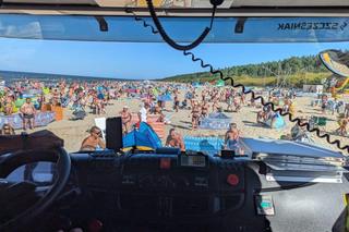 Szokujące sceny na plaży. Strażak nie wytrzymał: Zabierzcie rzeczy, a nie się patrzycie! 