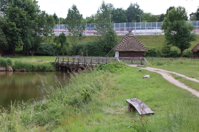 Skansen w Lublinie zachwyca w słoneczny letni dzień!