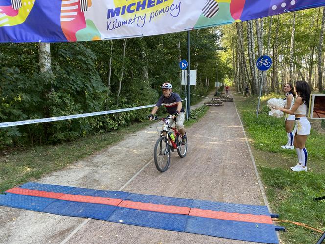 Kilometry Pomocy Michelin 2024. Sportowe emocje na plaży miejskiej w Olsztynie. Zobacz zdjęcia!