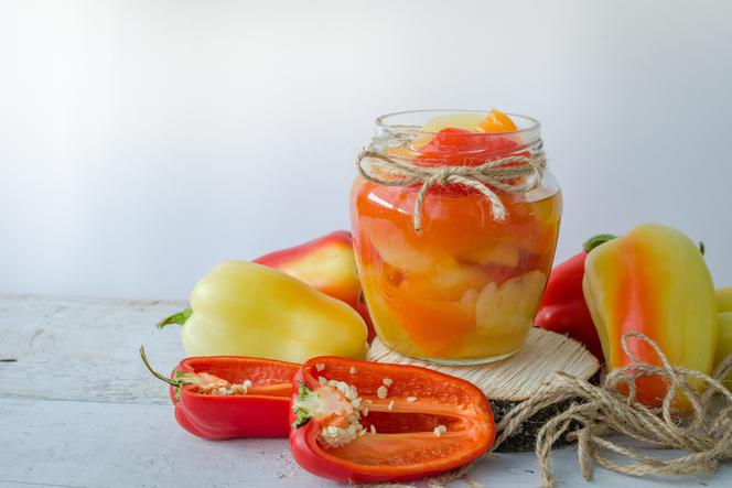 Papryka marynowana w occie: instrukcja krok po kroku