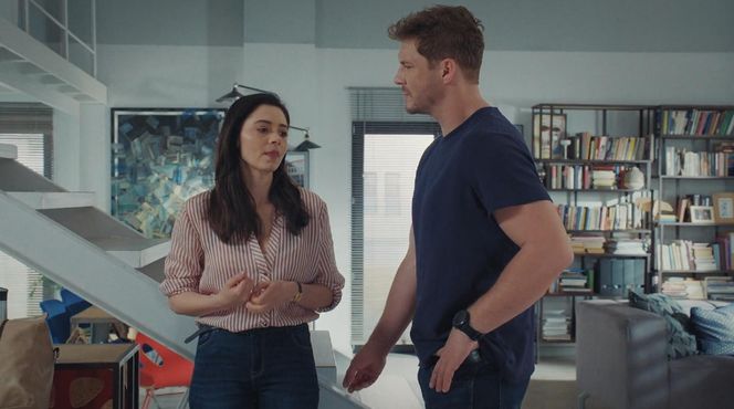 M jak miłość odc. 1879. Iza (Adriana Kalska), Marcin (Mikołaj Roznerski)