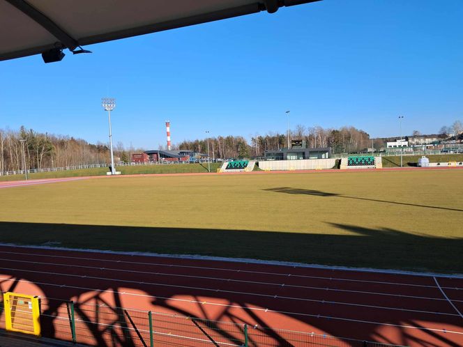 Stadion w Starachowicach gotowy. Kiedy na murawę wybiegną piłkarze?