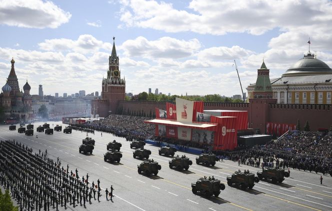 Putin, armia i triada nuklearna