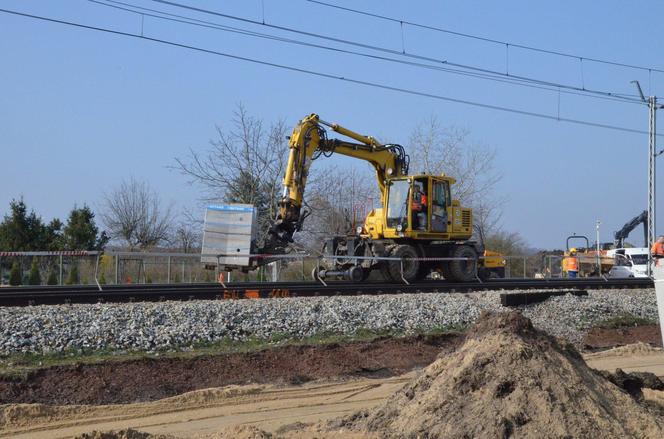 Budują nowe stacje kolejowe koło Wrocławia. Kiedy będą gotowe dla podróżnych? 