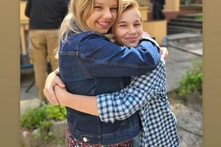 M jak miłość na planie. Misiek (Aleksander Bożyk), Lenka (Olga Cybińska)