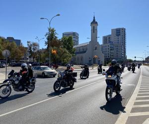 Setki motocyklistów przejechało przez centrum Białegostoku. Zobacz zdjęcia z Wielkiej Parady Motocyklowej [GALERIA]