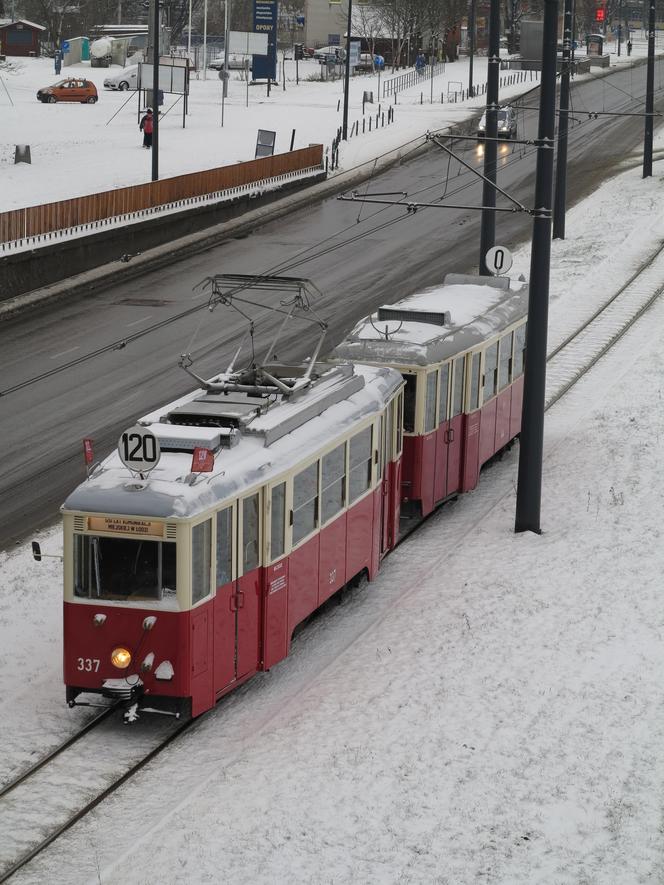 Zabytkowe tramwaje i autobusy wyjadą na łódzkie ulice