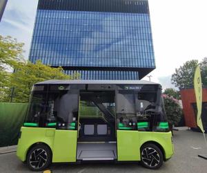 Autobus autonomiczny Blees- BB1