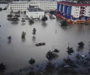 Powódź tysiąclecia we Wocławiu. Tak wielka woda zalała miasto w 1997 r. [ZDJĘCIA] 