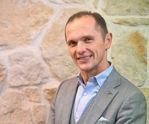 Waldek z Rolnika pokazał nowe zdjęcie córeczki. Fani: co za mała słodzinka