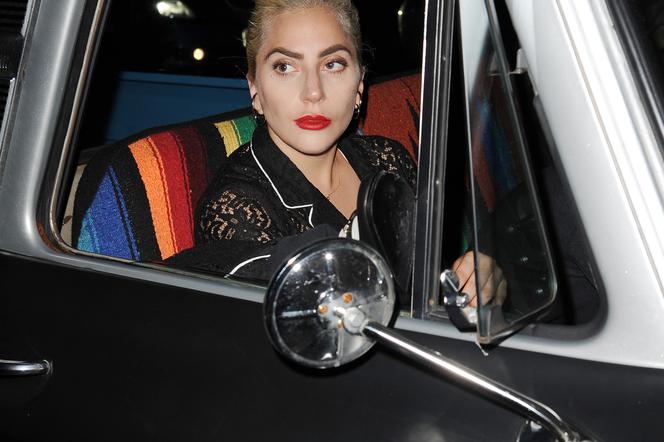 Lady Gaga wychodzi ze studia po pracy nad nową płytą (sierpnień 2016)