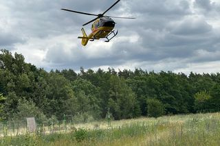 Dramat na Bielanach. Nastolatek wywrócił się na rowerze. W akcji śmigłowiec LPR