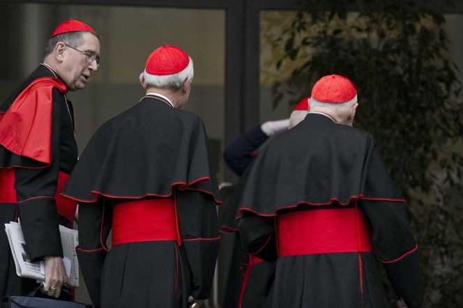 Przed konklawe: kardynałowie przenoszą się do Domu św. Marty